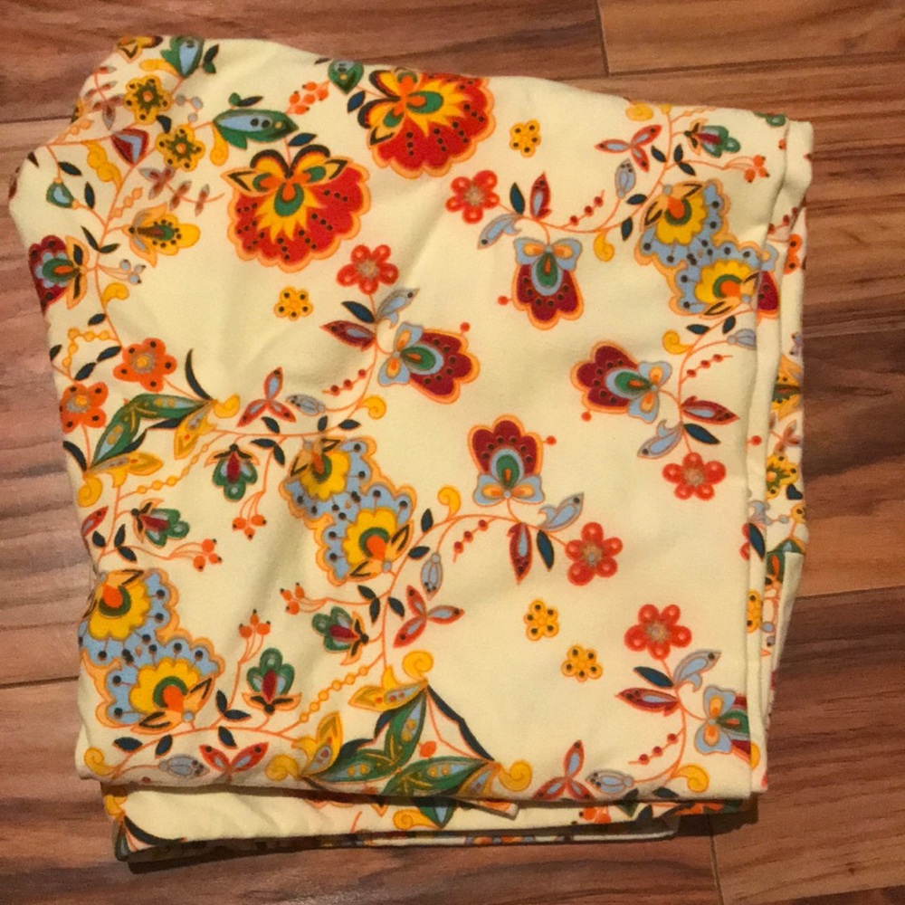 NWOT LulaRoe Leggings TC